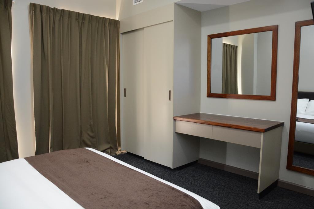 Ratsun Nadi Airport Apartment Hotel Exterior photo