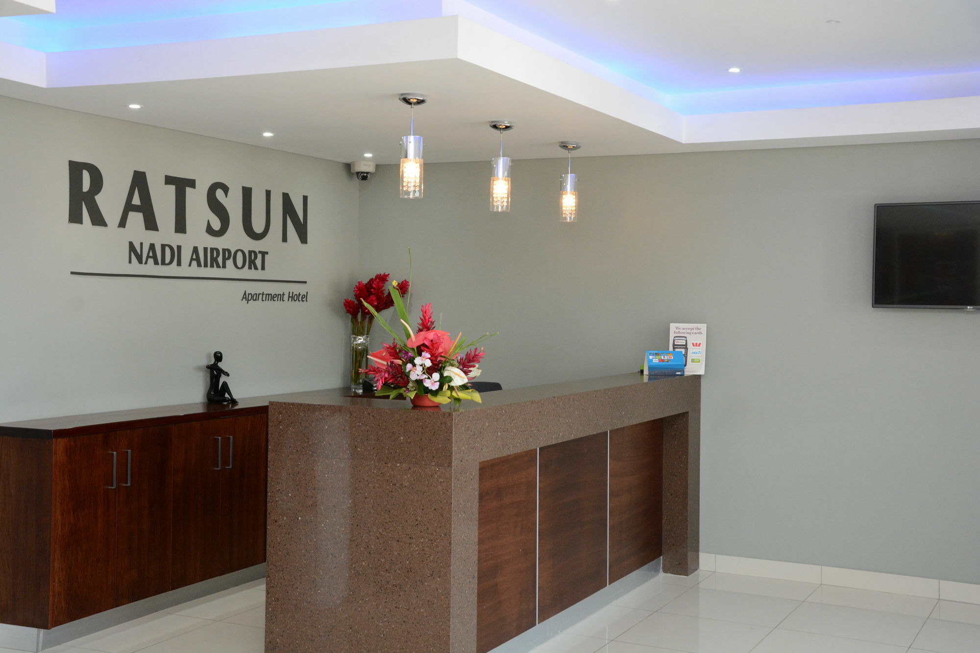 Ratsun Nadi Airport Apartment Hotel Exterior photo